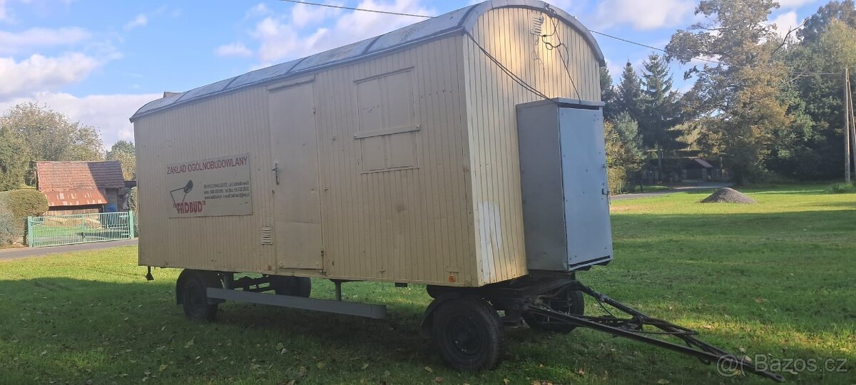 Maringotka 2 vchody- solidní