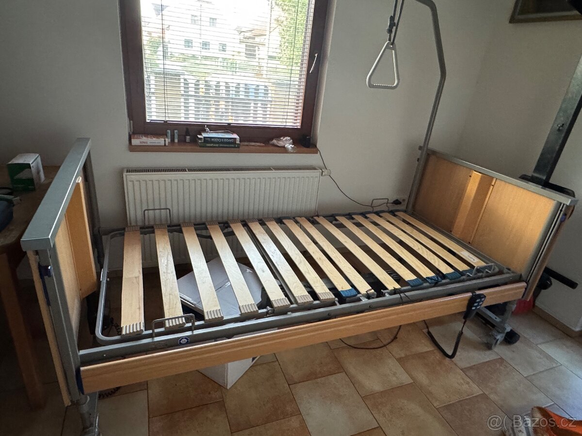 Zdravotní elektrická polohovací postel