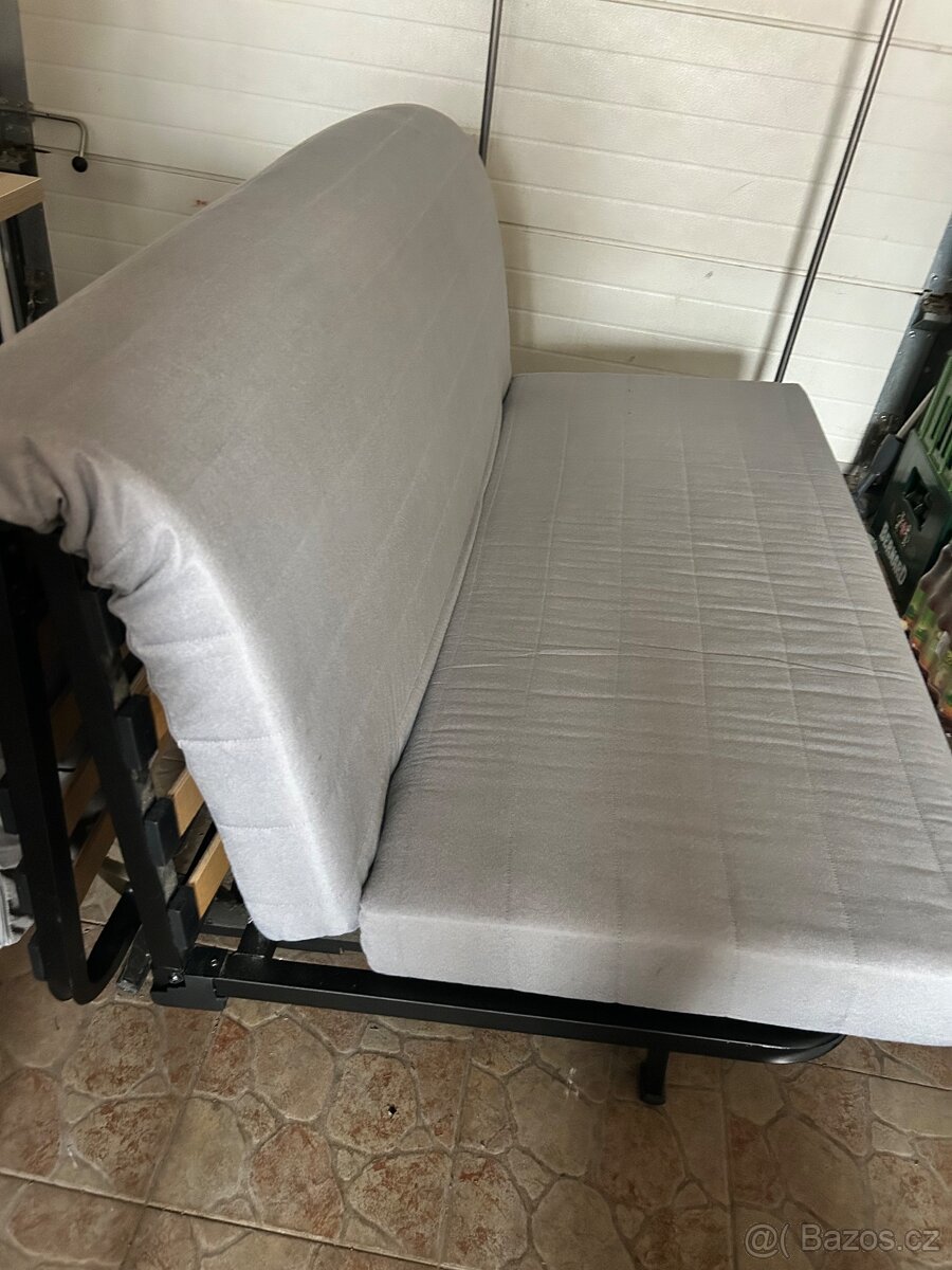 Rozkládací gauč Ikea