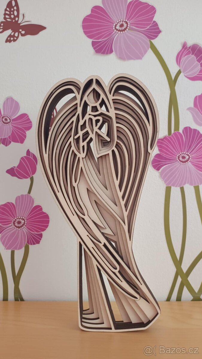 ANDĚL DŘEVĚNÝ 3D V-35 CM-NOVÝ