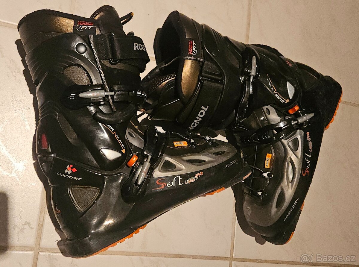 Lyžařské boty lyžáky velikost 27