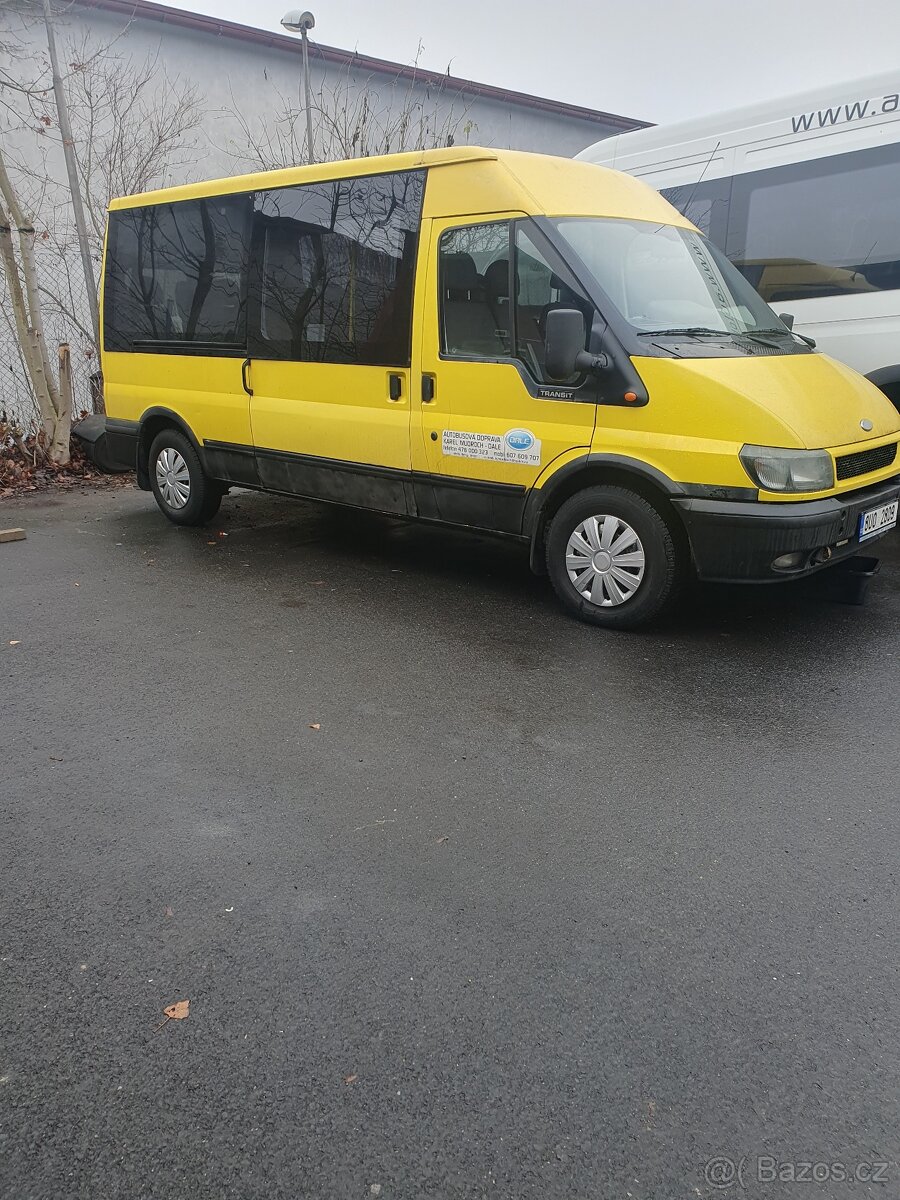 Prodám Ford Tranzit 13+1