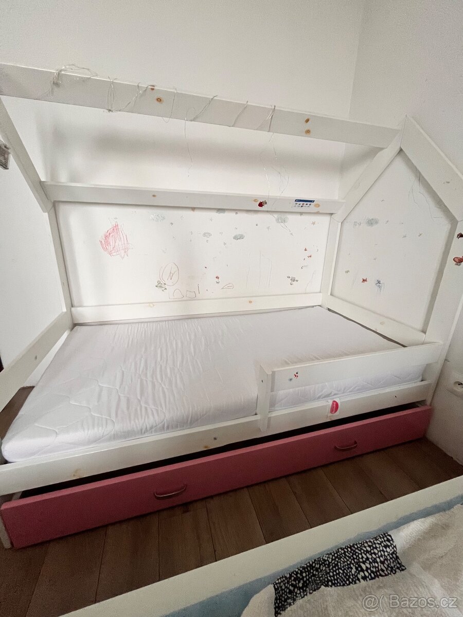 Postel dětská domeček