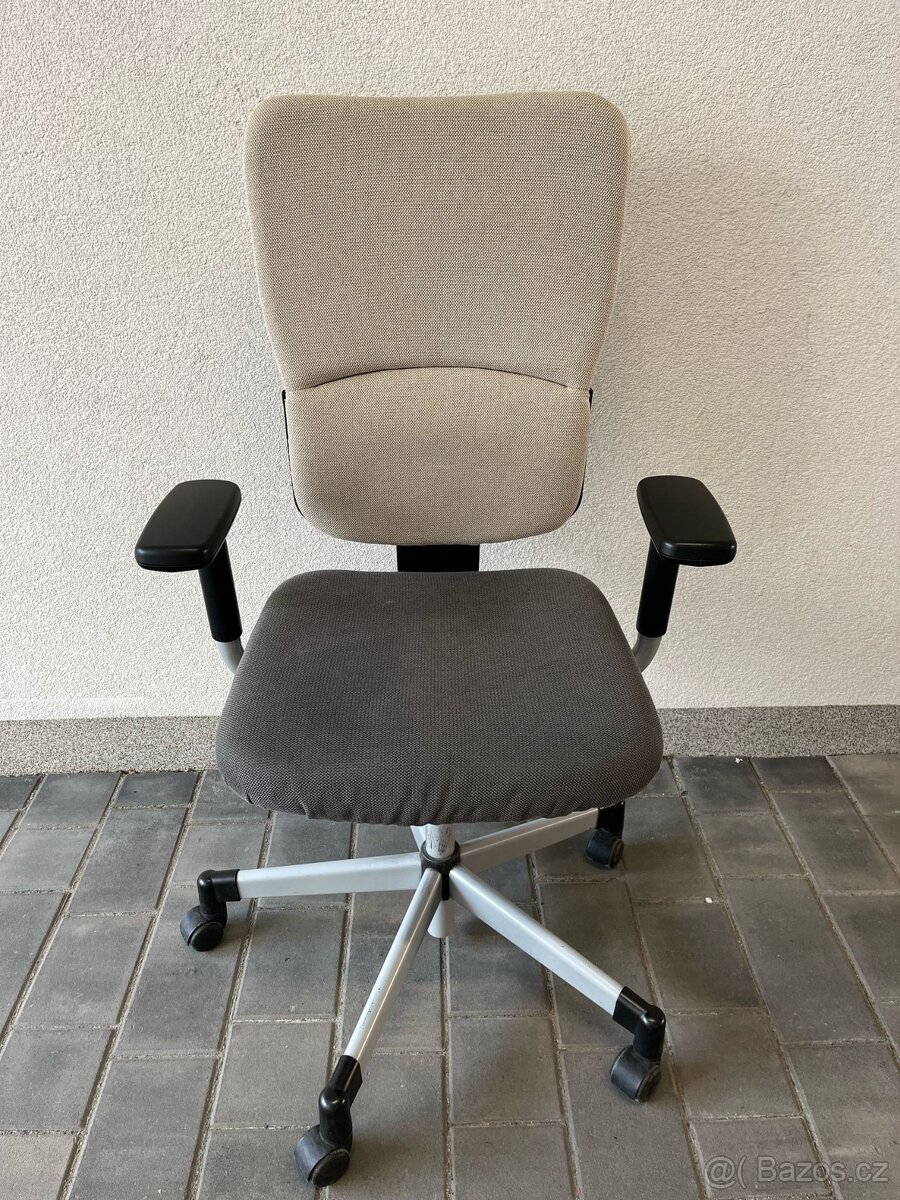 Kancelářské židle Steelcase Strafor