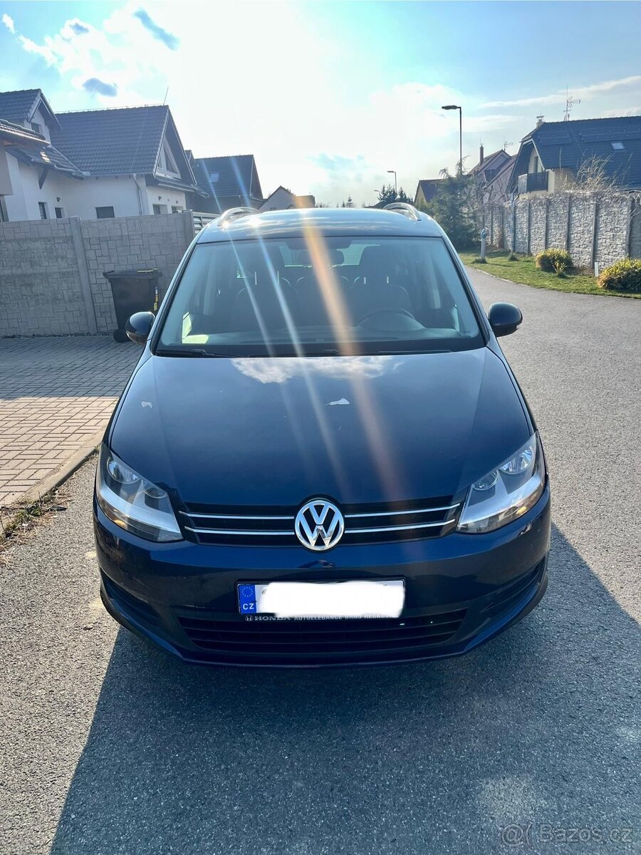 Volkswagen Sharan 2.0TDi highline 7 míst-na splátky všechny