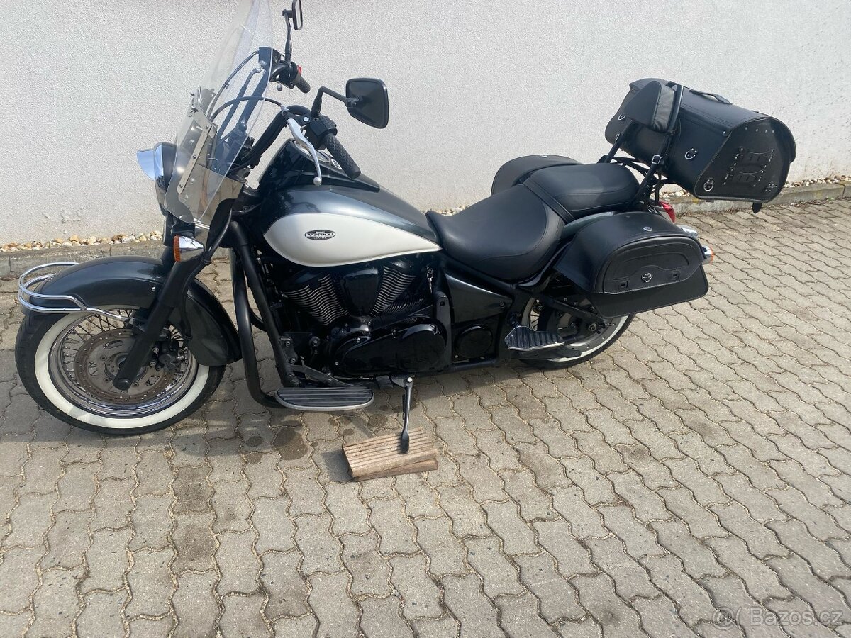Kawasaki VN 900 Classic rv 2014, 46 tkm Krásný stav