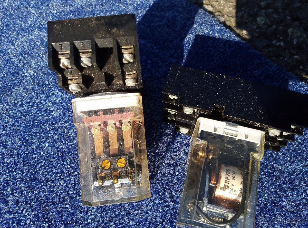 3-f rele RP700 + patice/base