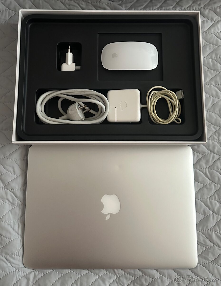 Macbook Air 13” (A1466) + Apple Magic Mouse (2021)
