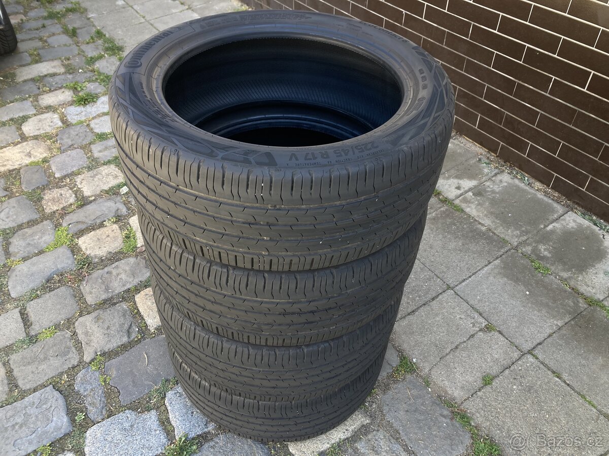 4ks letních pneumatik CONTINENTAL 225/45R17 91V 5,5mm
