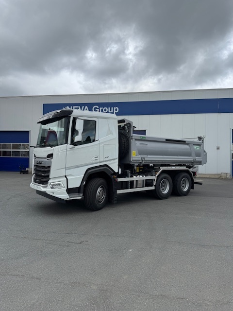 Prodám, nový DAF XF 530ps FAT 6x4 S3 sklápěč Vs mont, závěs