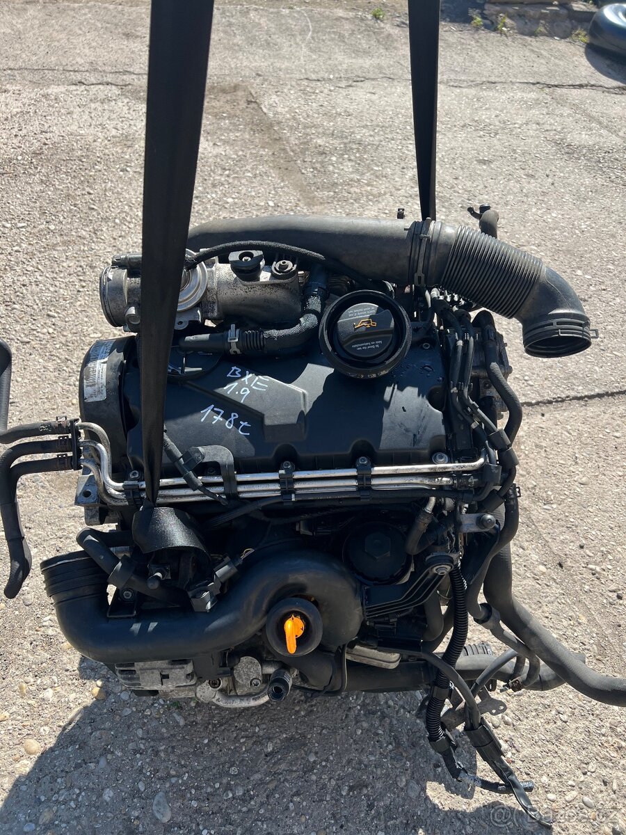 Octavia II Motor BXE