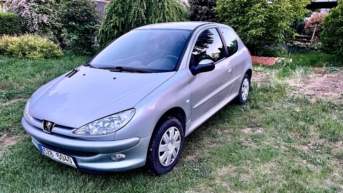 Peugeot 206 1.4i pěkný-nestartuje-SLEVA