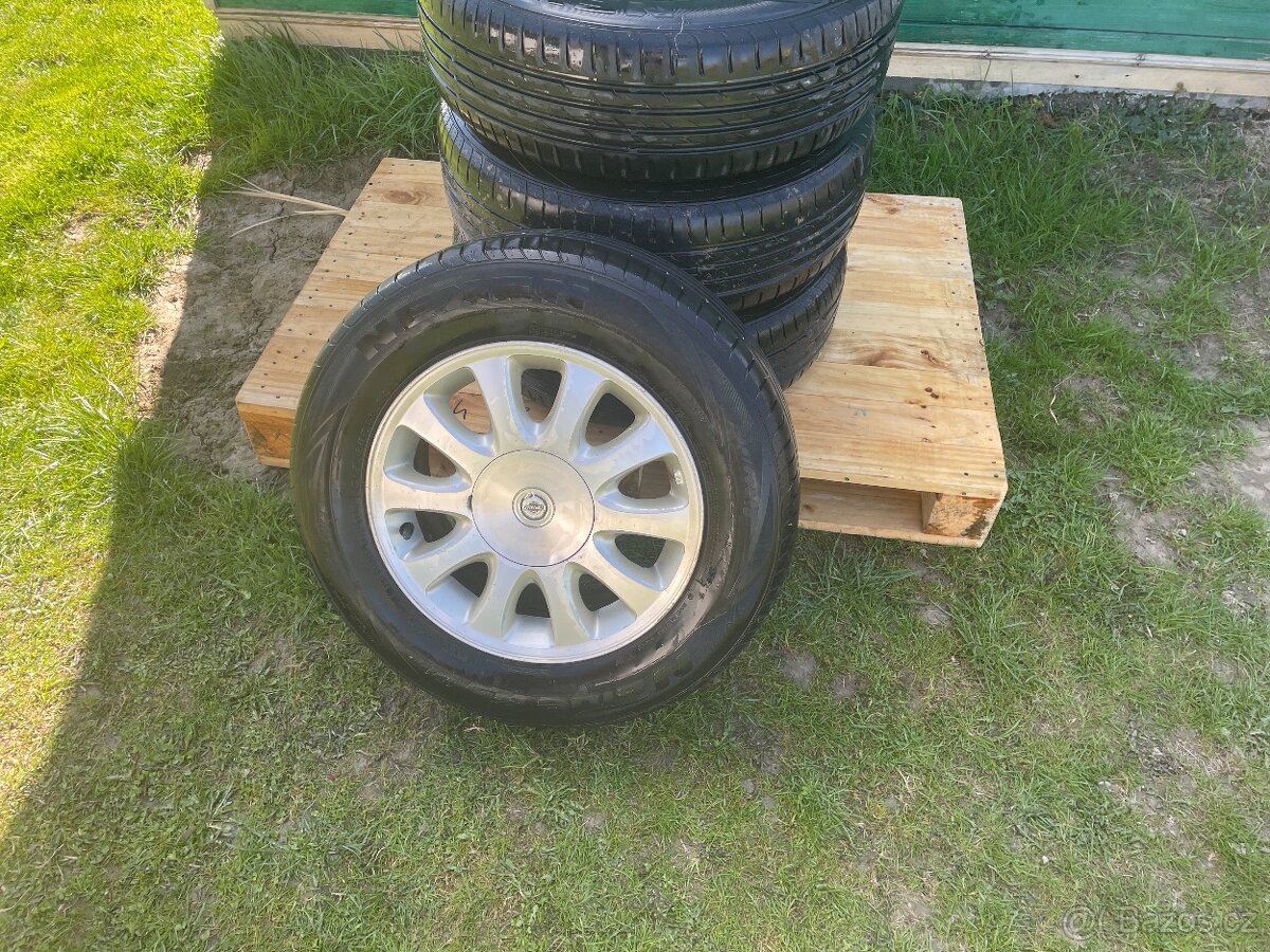 Prodám sadu 4 kusy elektronové disky plus pneu