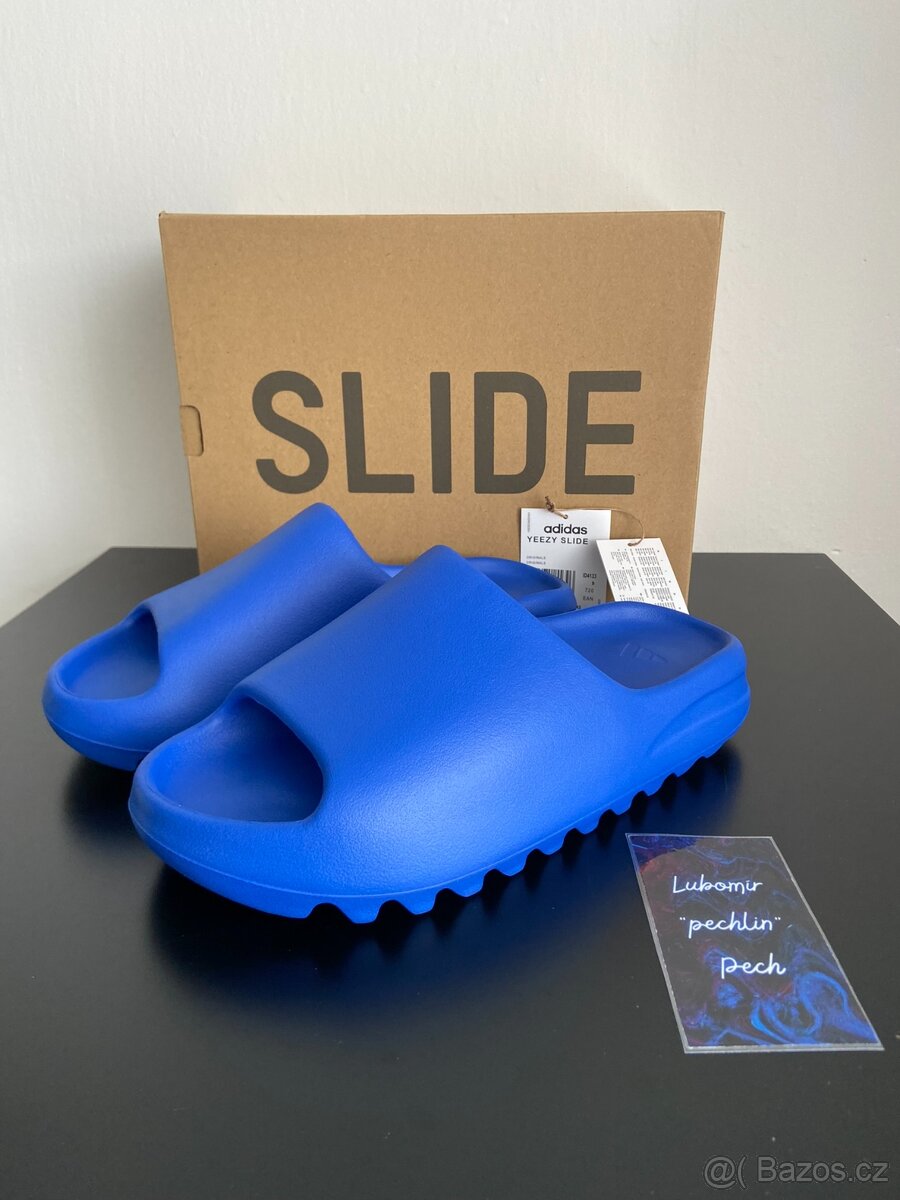 YEEZY SLIDE AZURE