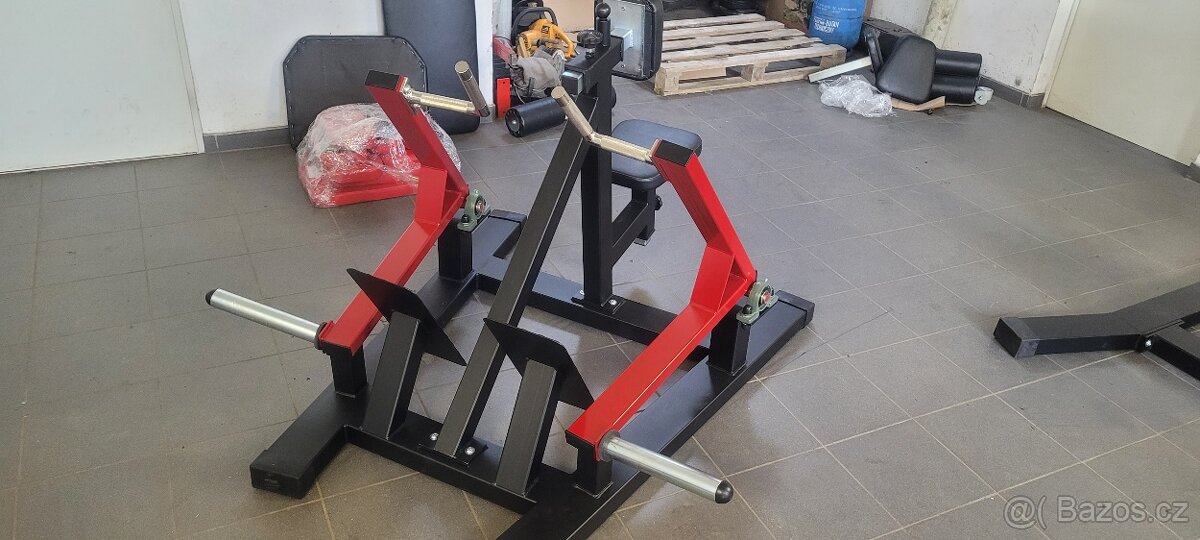 Hammer seated row