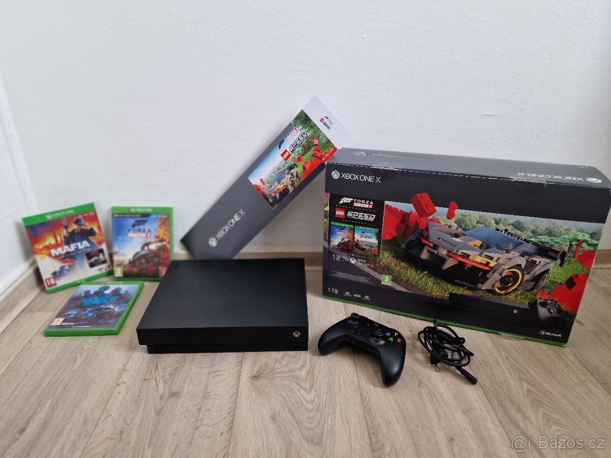 Herní Konzole Xbox One X 1TB plus hry krabice