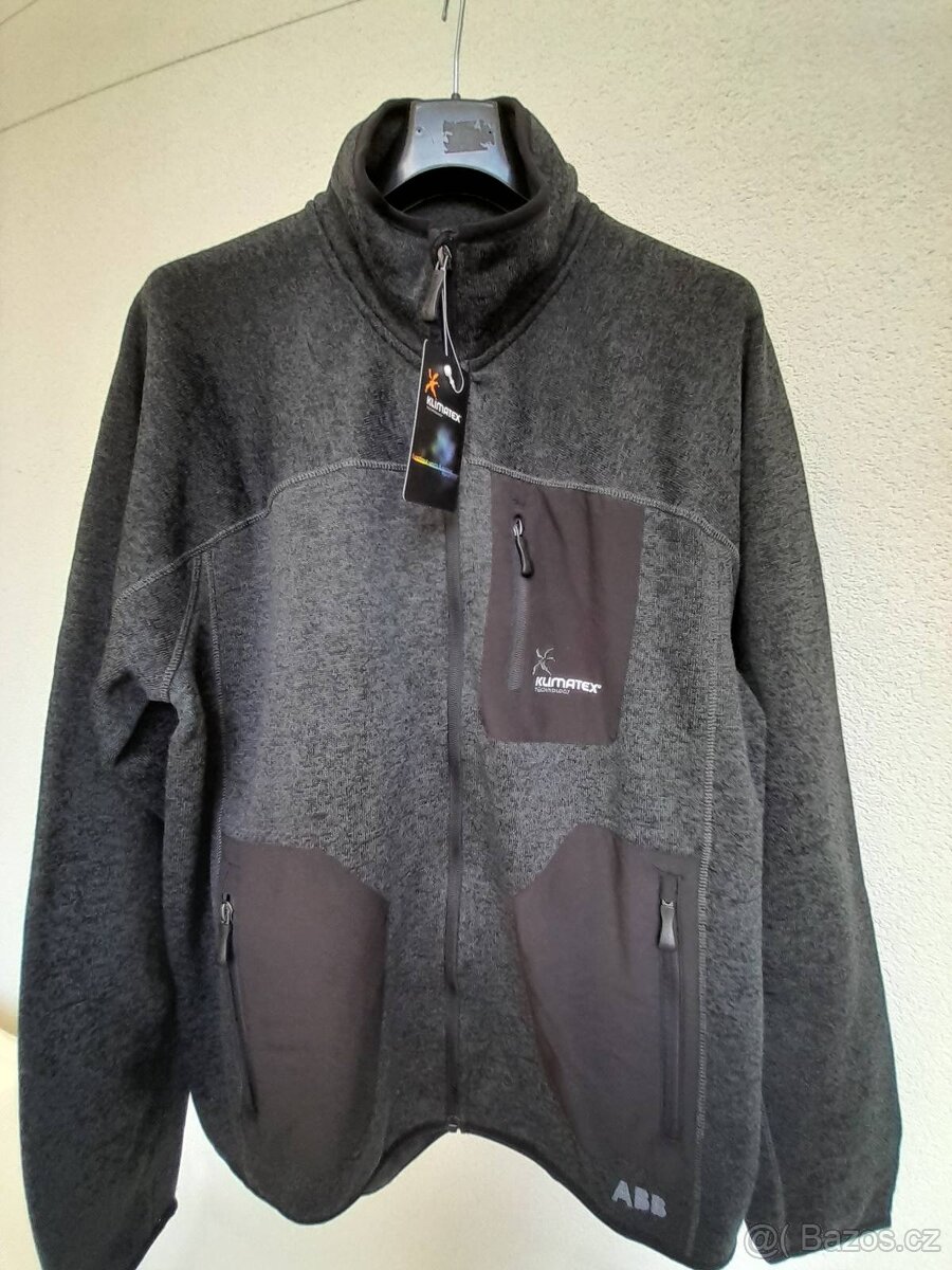Různé pánské mikiny na zip