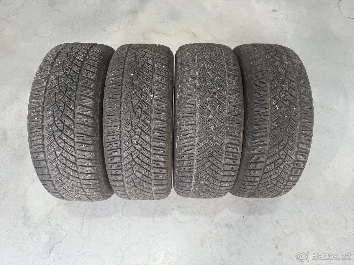4x zimní pneu GOODYEAR 225/50R18