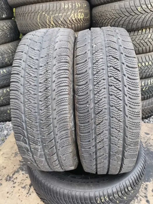 ZIMNI PNEU Uniroyal 215/70/15C  2023r 8.8mm 2KS