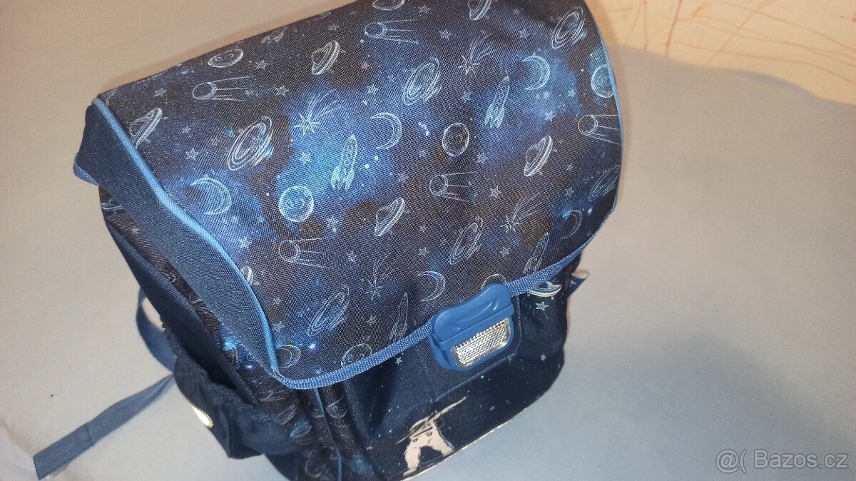 Školní aktovka Hama Astronaut - ideální pro 1. třídu