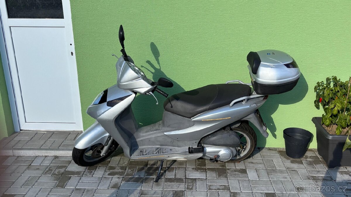 Honda SH 150 Dylan