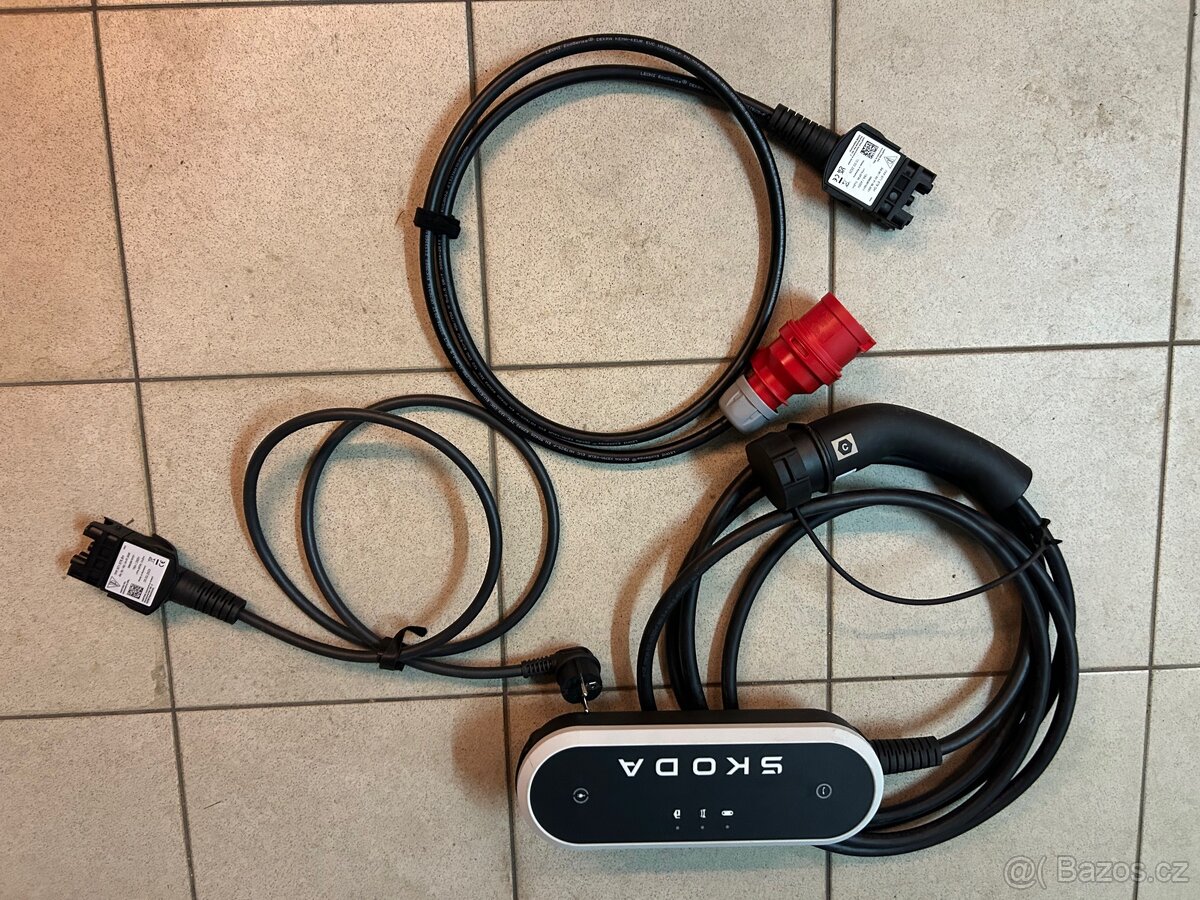 Škoda iV Universal Charger