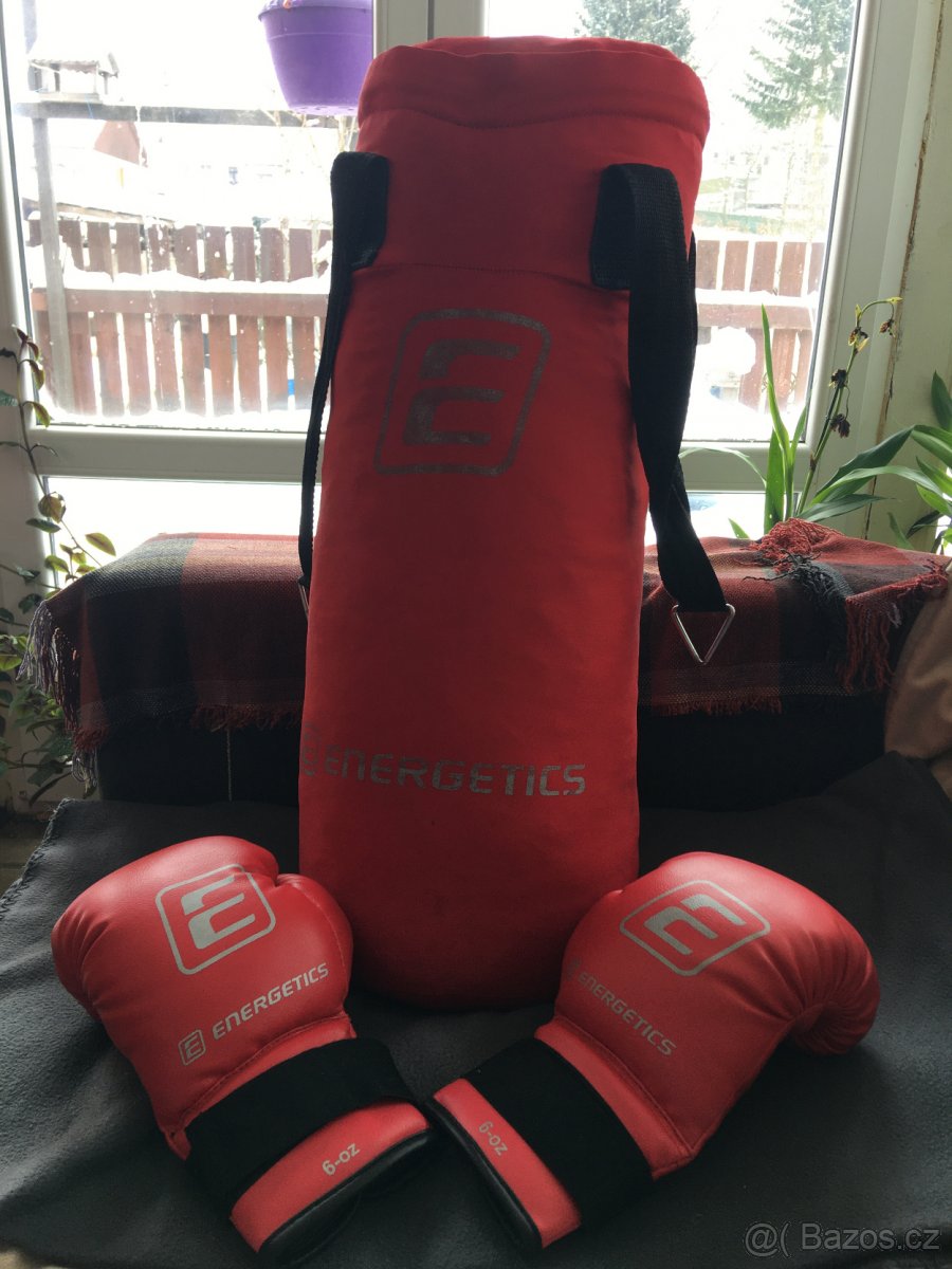 Prodám boxerskou sadu.