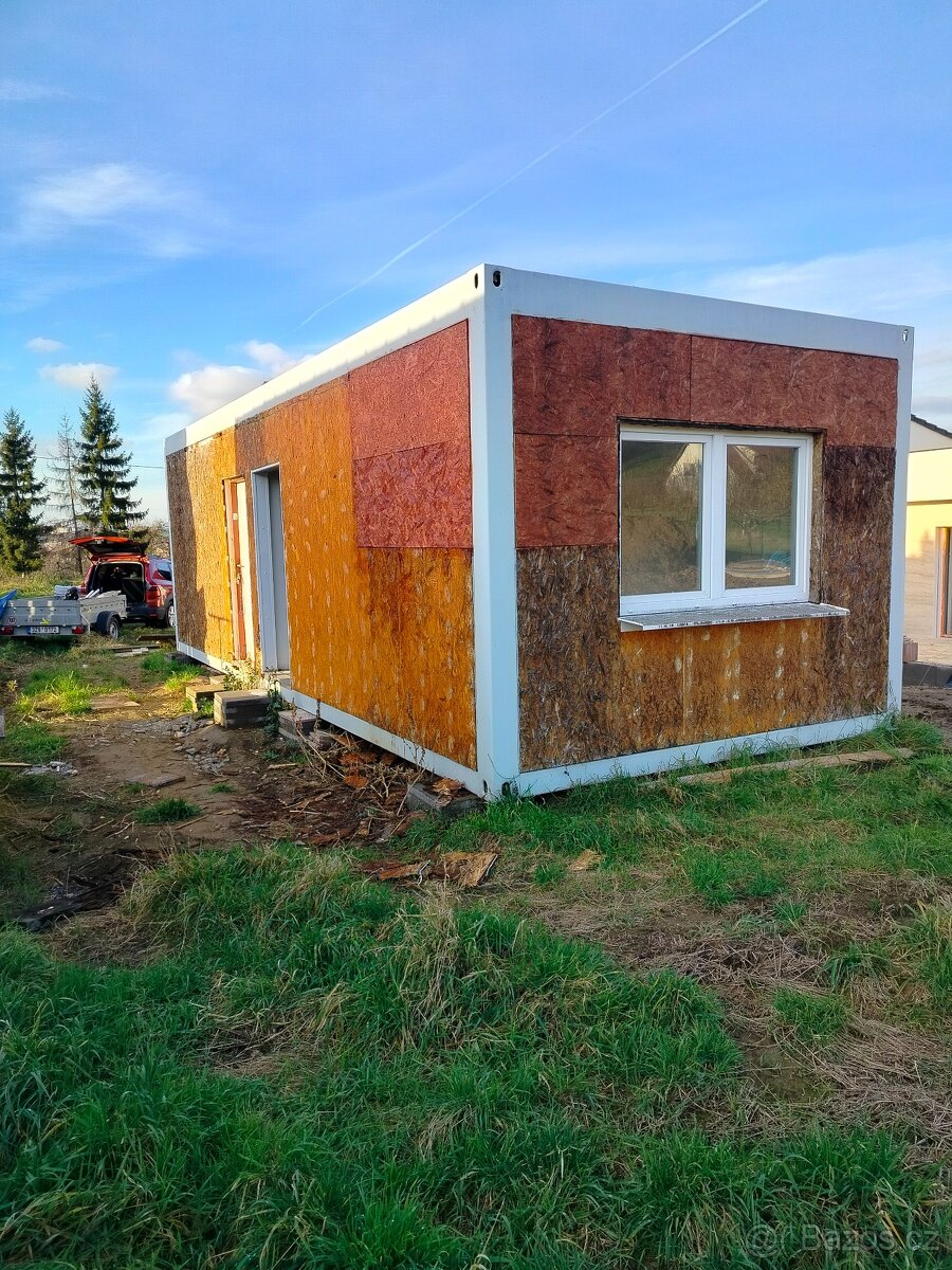 Obytný kontejner -