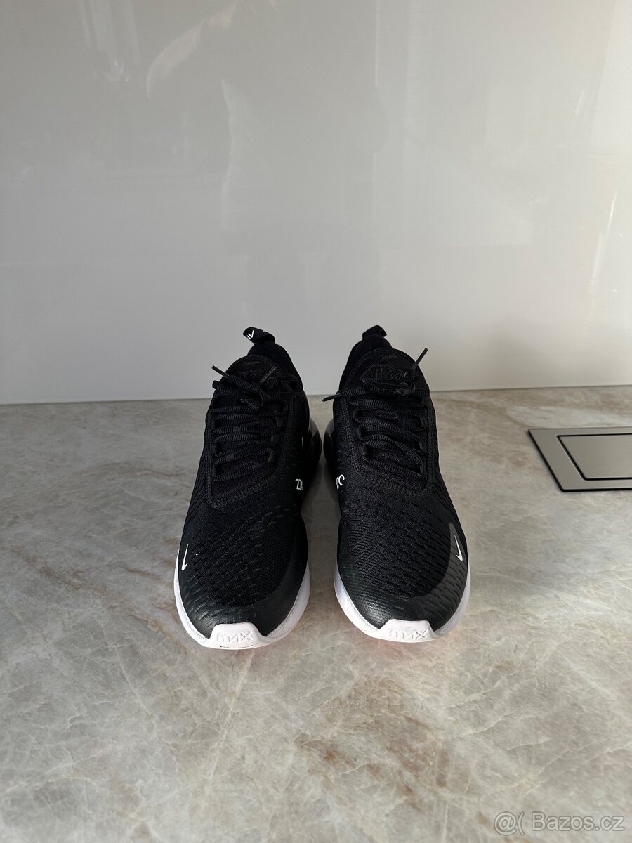 Nike Air vel 43 nové