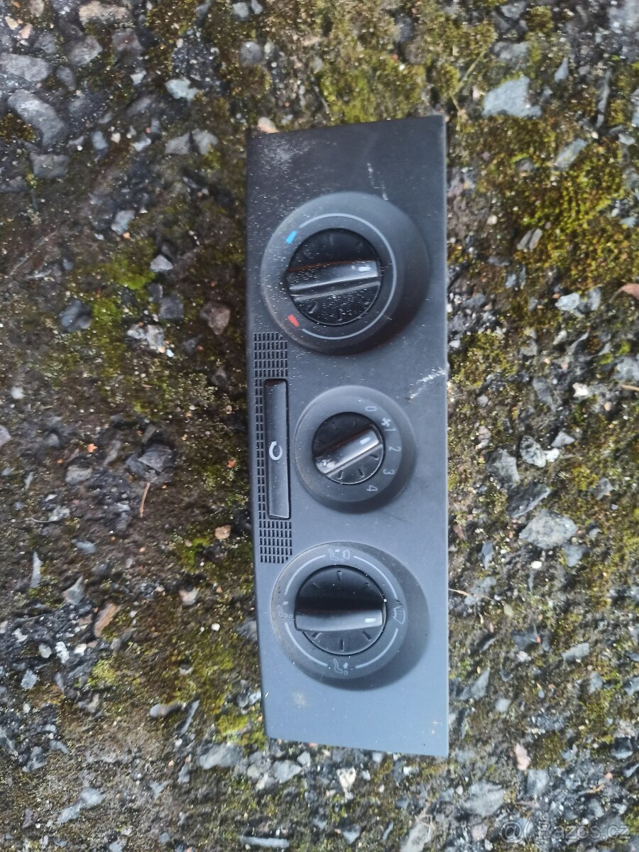 Panel topení škoda fabia