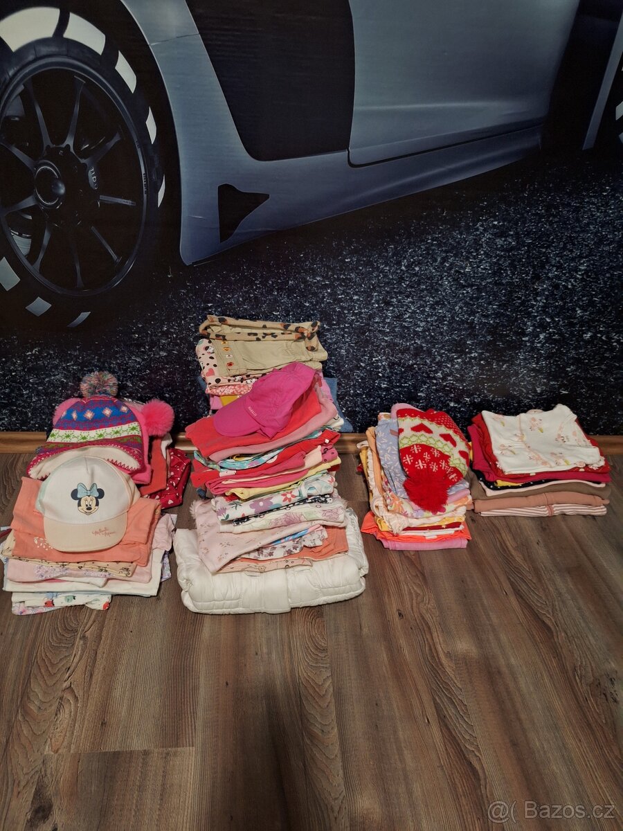 Balík oblečení pro holku 68,74,80