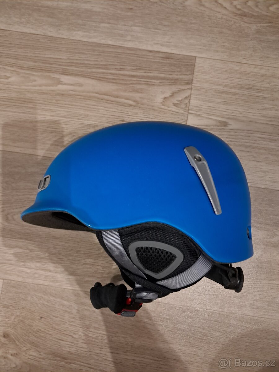 Dětská lyžařská přilba vel.M