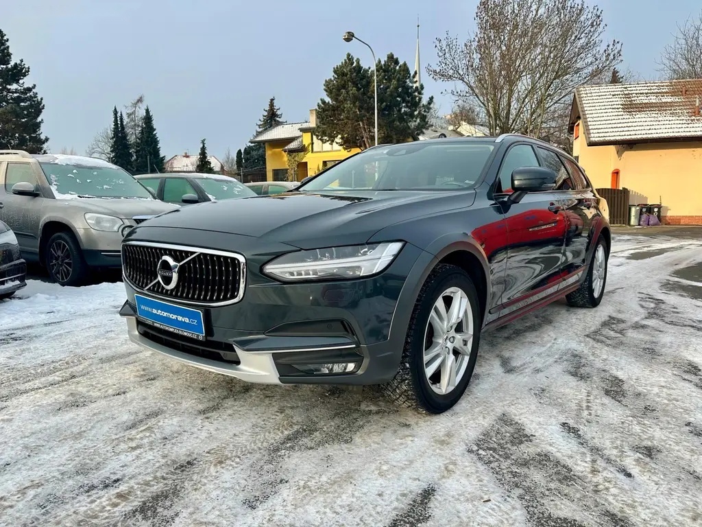 Volvo V90, D4 Cross Country AWD - DPH