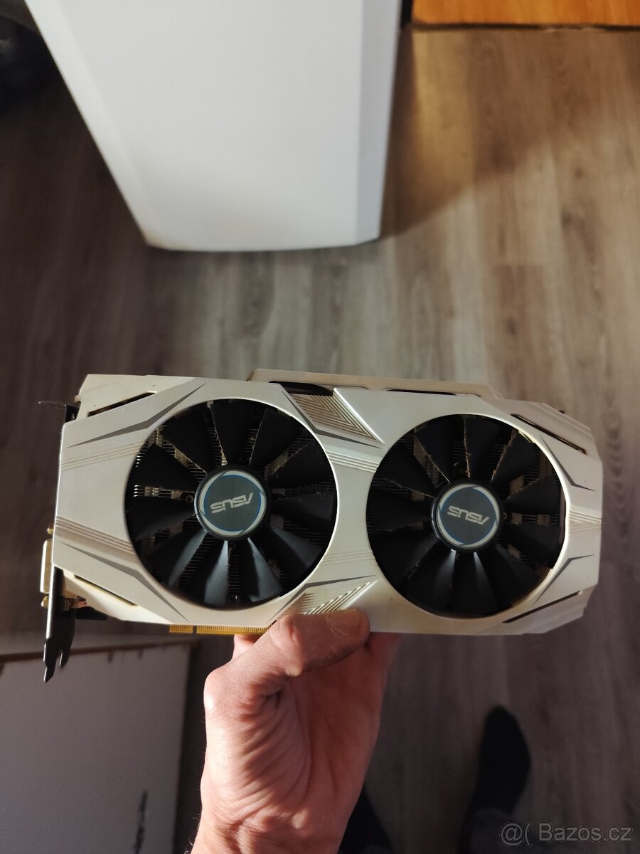 Asus GTX 1070