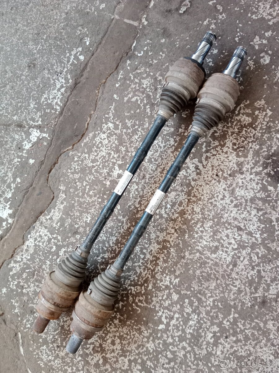 Poloosy z ford kuga 2.0tdci