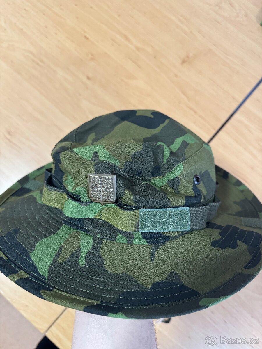 Armádní klobouk