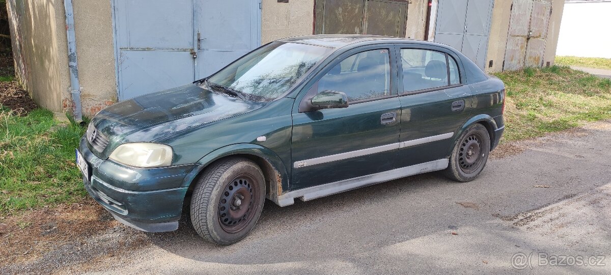 Prodám Opel Astra G  Obsah 14.16.V ,66 KW . Benzín