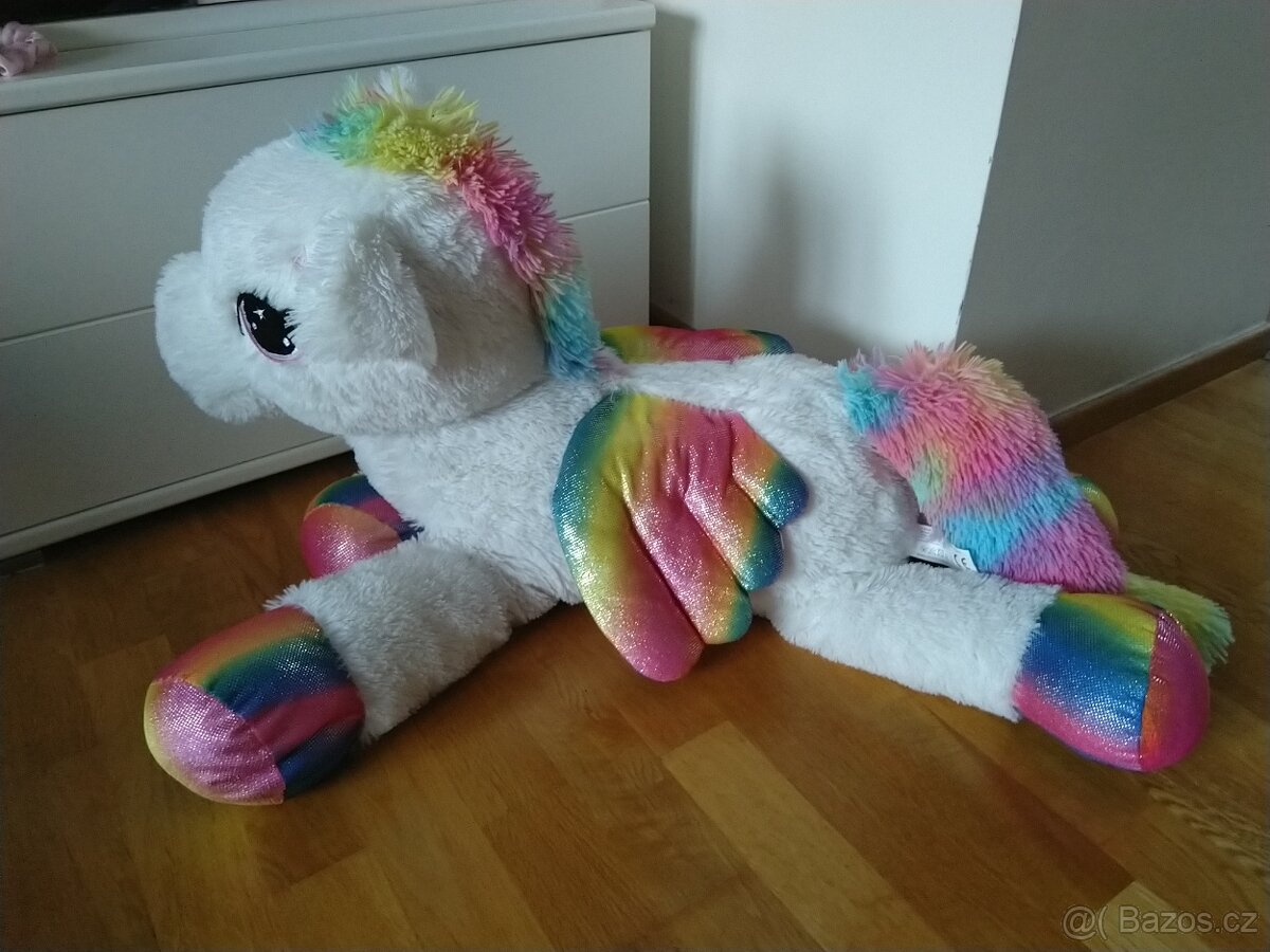 Velký barevný plyšový kůň s křídly