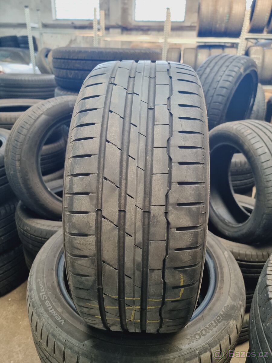 225/50R18