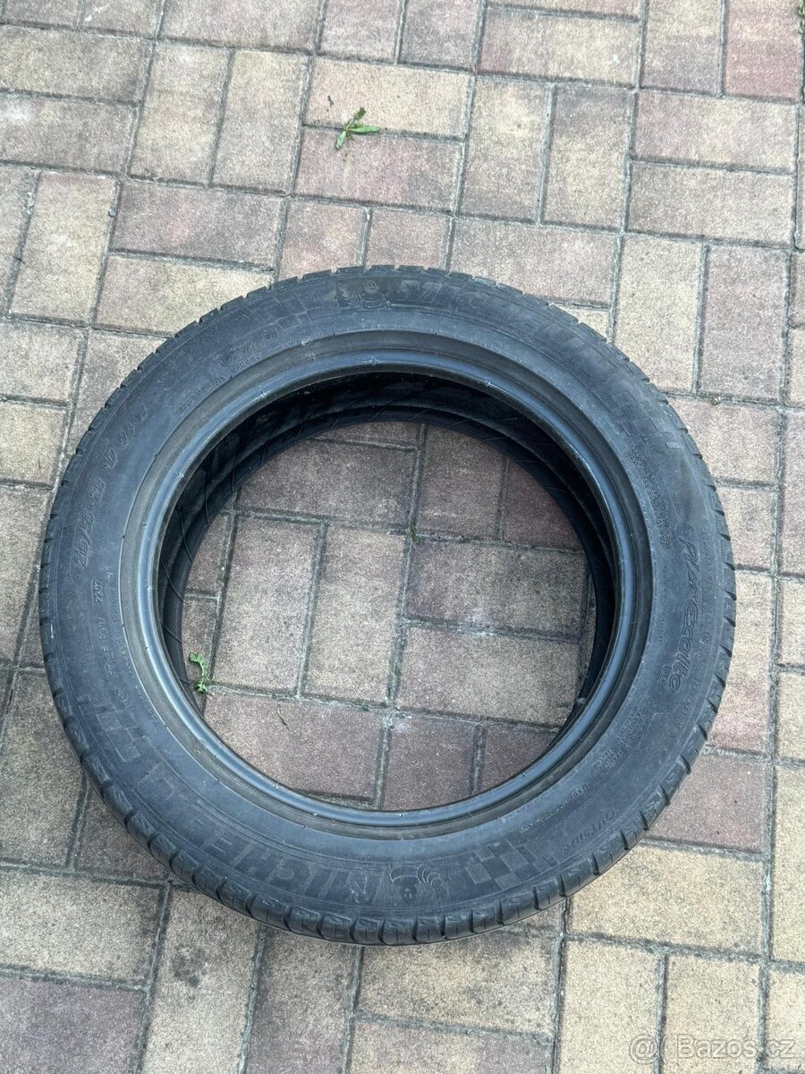 MICHELIN 215/55 R17 – 4 ks