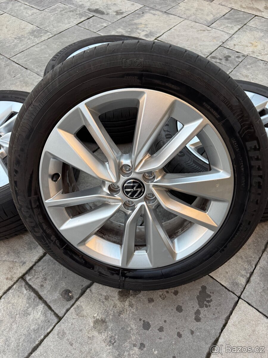 Originální alu kola VW Taigo 5x100 17” 205/55R17