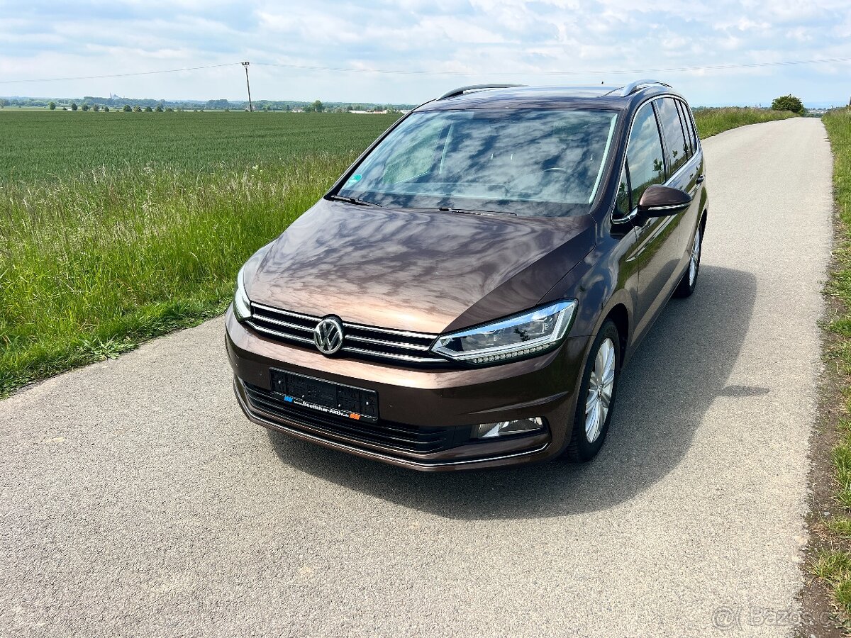► VW TOURAN 1.4TSI 110KW FULL LED-NAVI-PANORAMA-TAŽNÉ 7MÍST