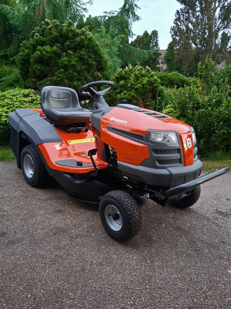 Zahradni traktor HUSQVARNA CTH 126