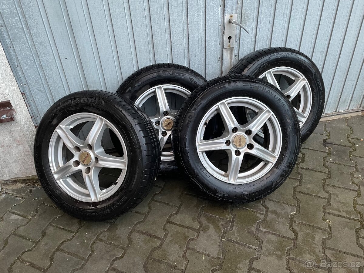 Alu kola R15x114,3 letní pneu 195/65/15