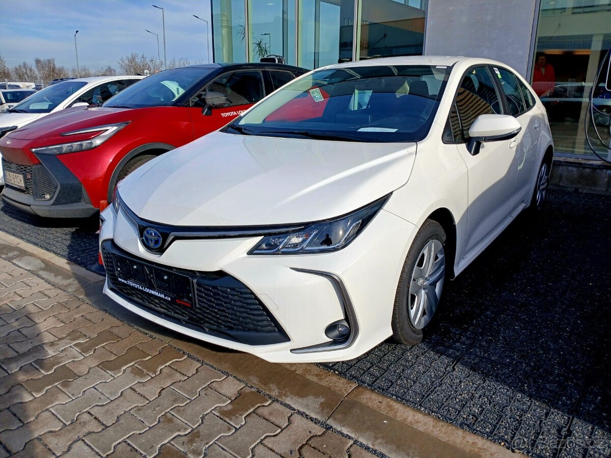 Toyota Corolla AUTOMAT Bez REGISTRŮ