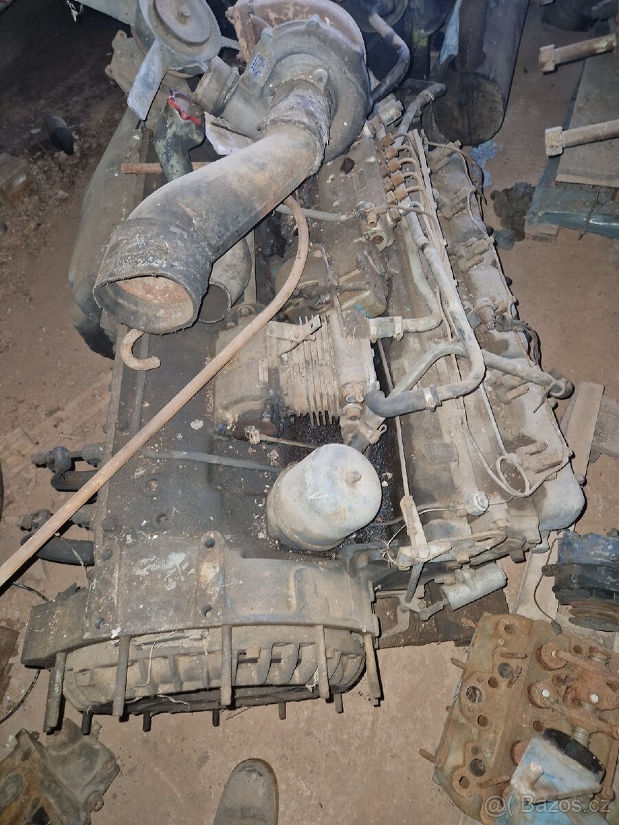 Motor liaz