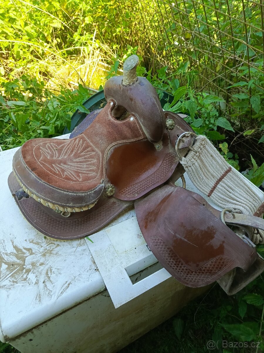 Westernové sedlo natowa