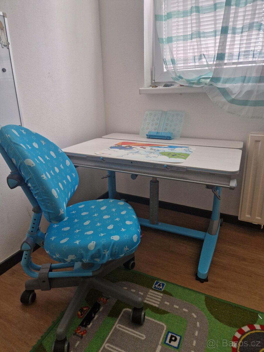 Polohovací psací stůl Mayer