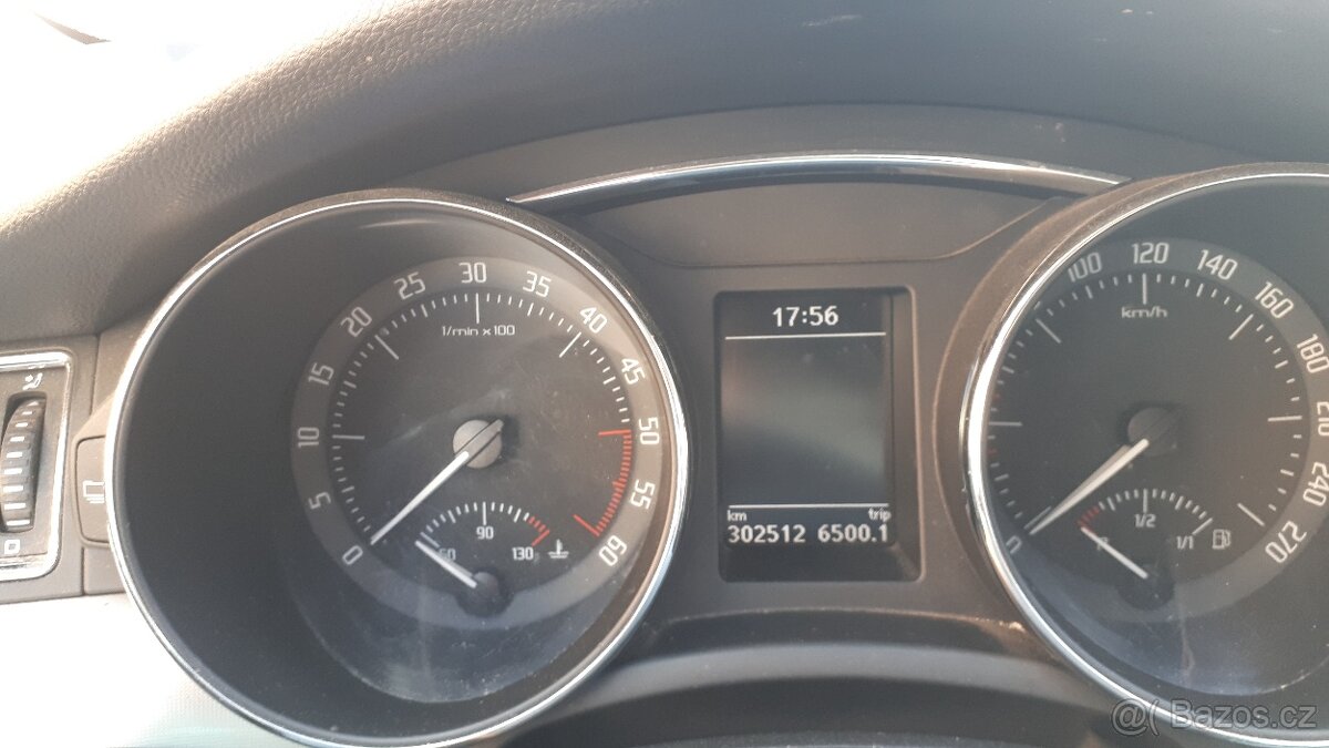 Škoda Superb 3T combi