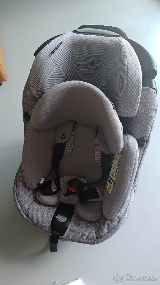 Autosedačka Maxi Cosi Axissfix Plus, Nomad Grey